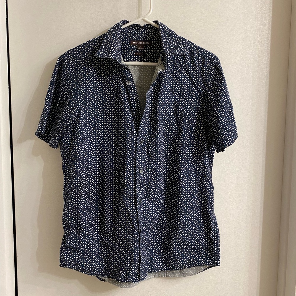 Michael Kors polka dot classic fit button down size medium